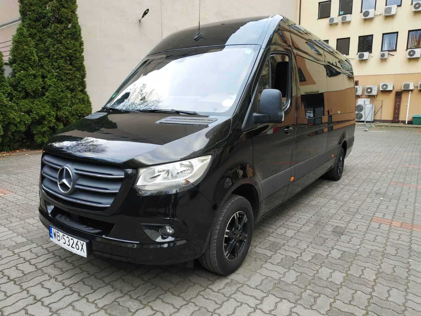 DarTrans wynajem busów Warszawa
