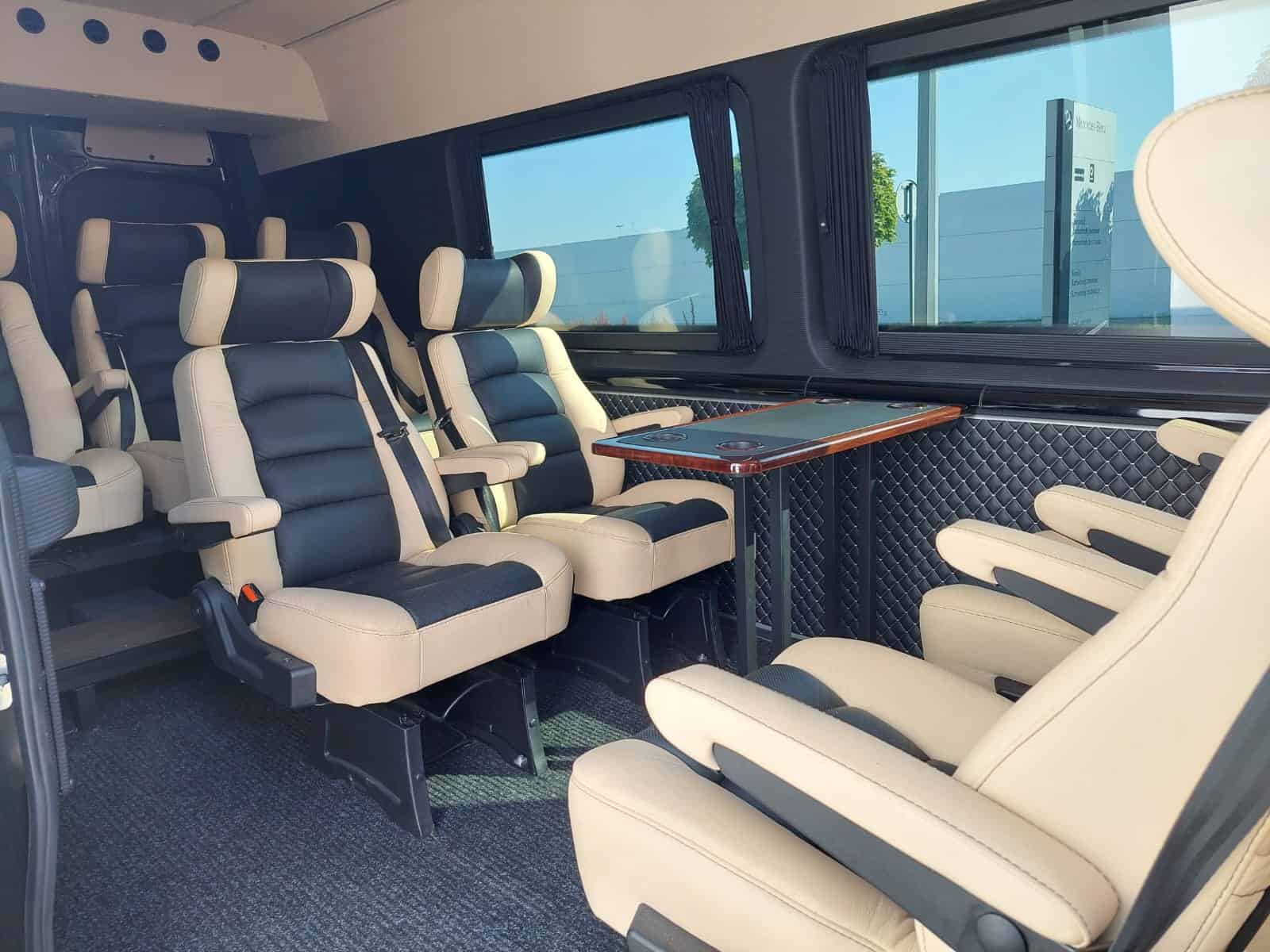 Wynajem busów Warszawa DarTrans